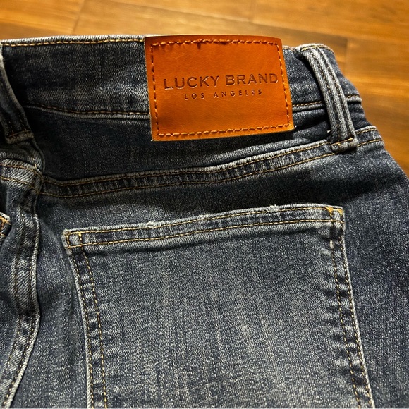 Lucky Brand Women’s Jeans 6/28 Medium Wash‎ Mid Rise Crop Ava - Picture 5 of 8